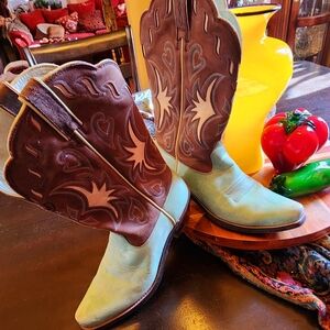 Ariat teal green vintage leather boots, size 6.5